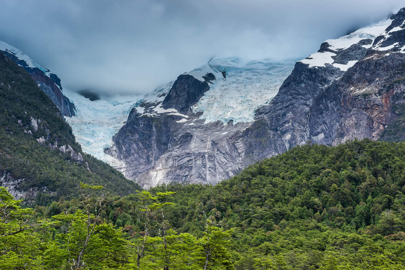 Fonte des glaciers : vidéo impressionnante d'un effondrement filmé par des randonneurs au Chili